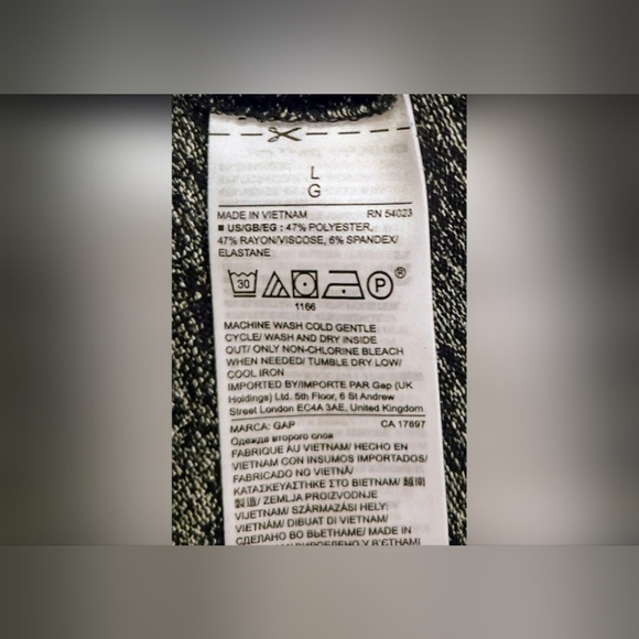 NWT: GAP Maternity Soft Dress; Black Heathered, V neck Midi Length; Size Large - Picture 4 of 13